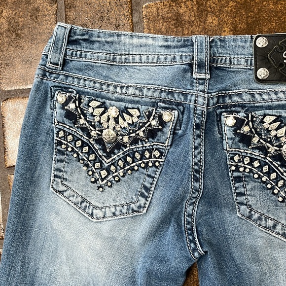 Miss Me Embellished Midrise Signature Skinny Jean - Picture 9 of 14